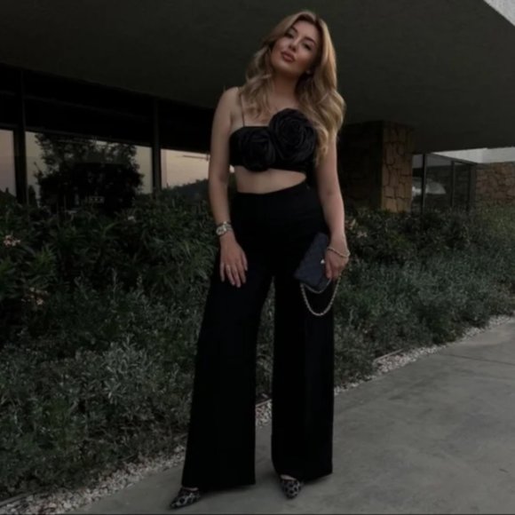 BLOGGER'S FAVE! Zara Black Satin Flower Crop Top Sz Small NWT - Picture 12 of 16